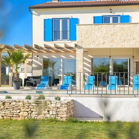 Modern In Fažana
